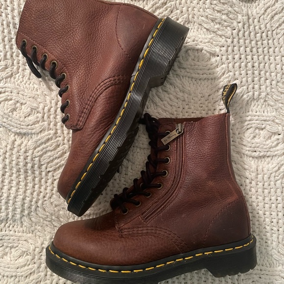 Dr. Martens Shoes - DOC MARTENS Brown leather